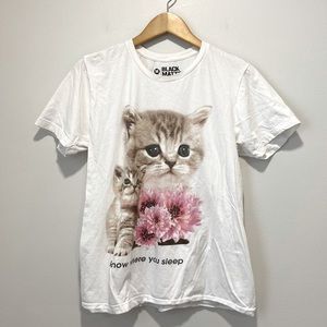 Cat Lover Kitty Graphic Tee Size M